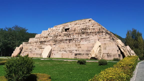South of Tomb of the General